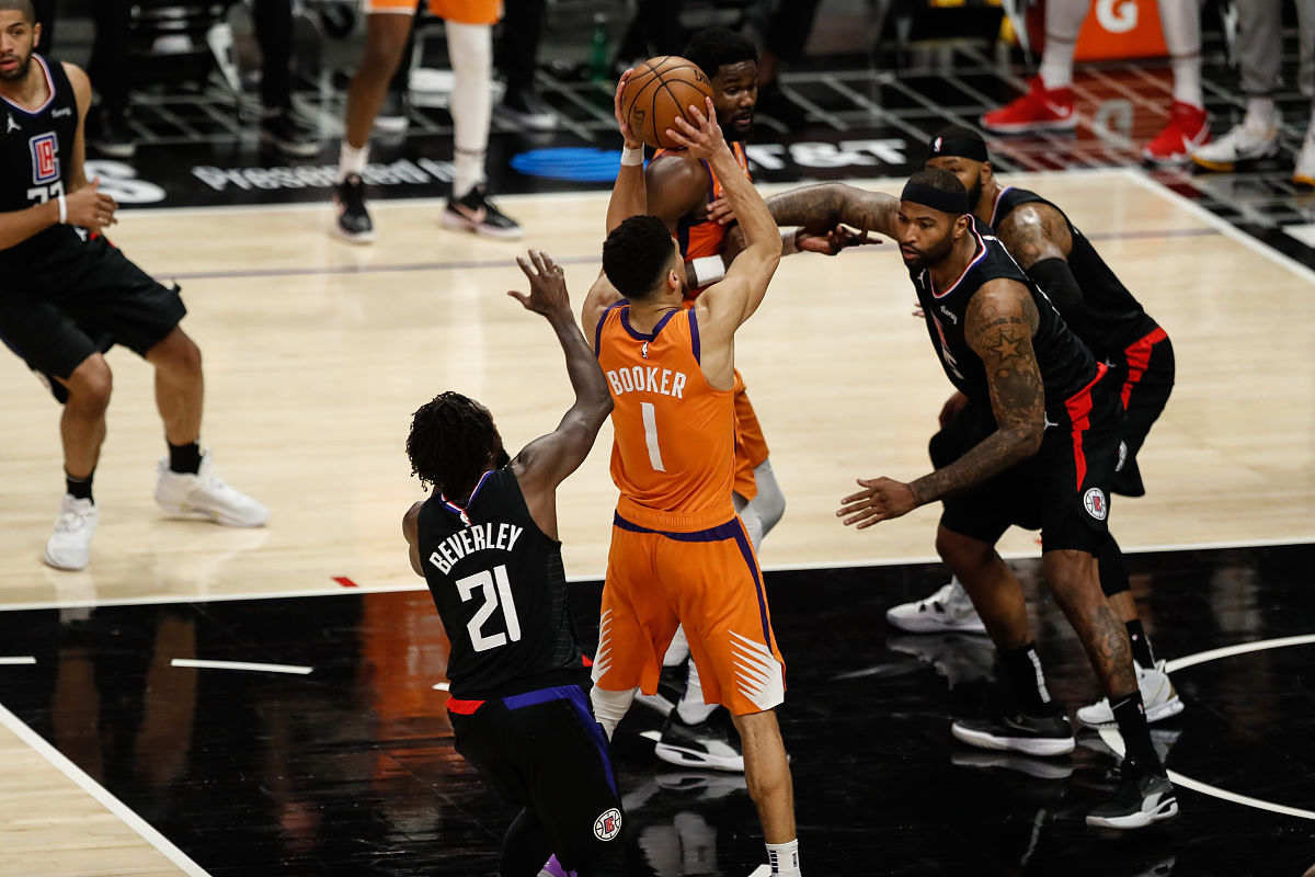 浓眉哥连续三场比赛得分超过战术调整,尤文图斯挑战极限!星空体育中国官网